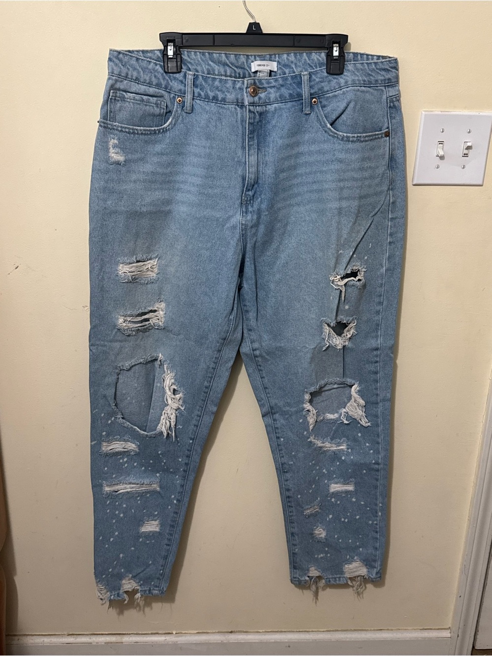 Forever 21 Light Blue Distressed Boyfriend Jeans